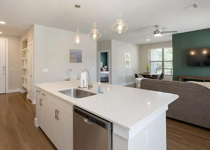 Landing Stunning 2Bd Gym Clubhouse